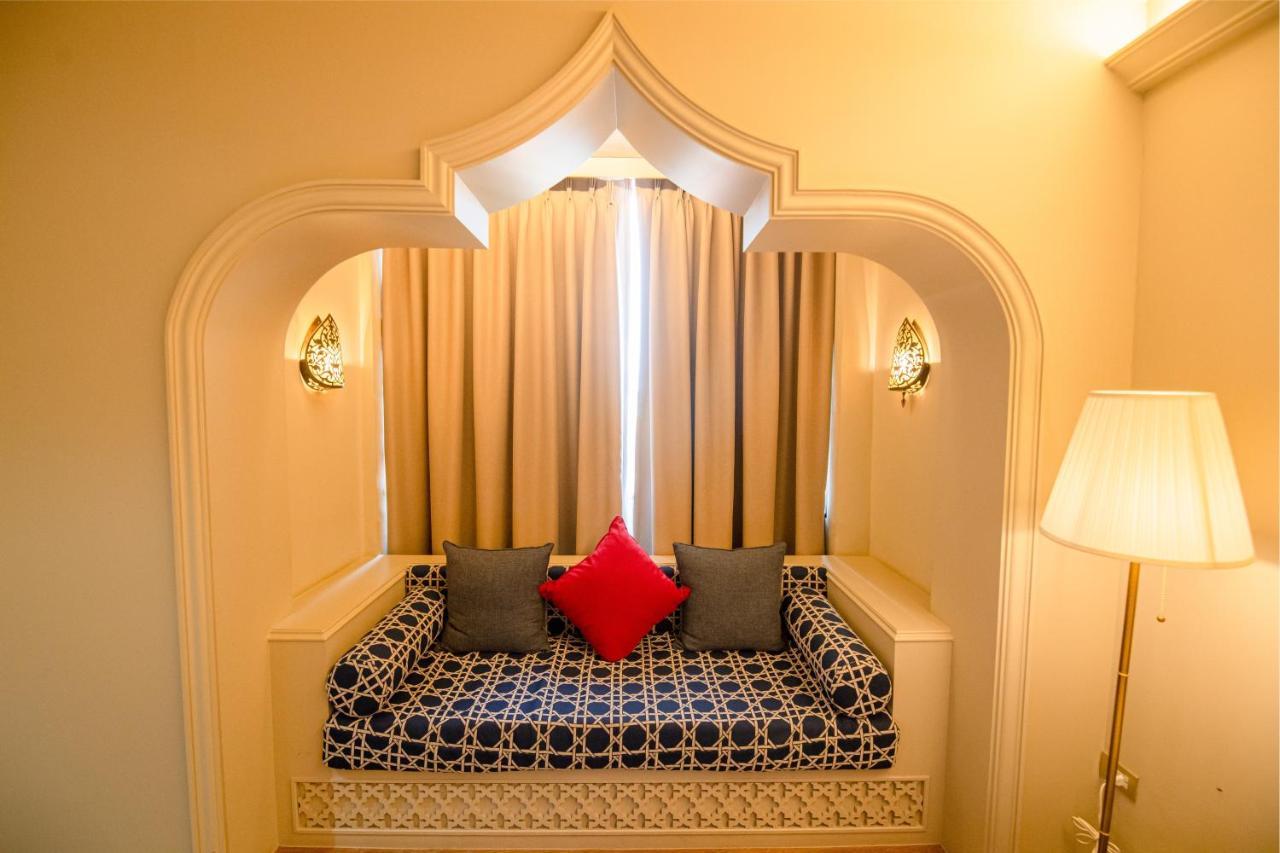Amman Unique Hotel Udon Thani Ngoại thất bức ảnh