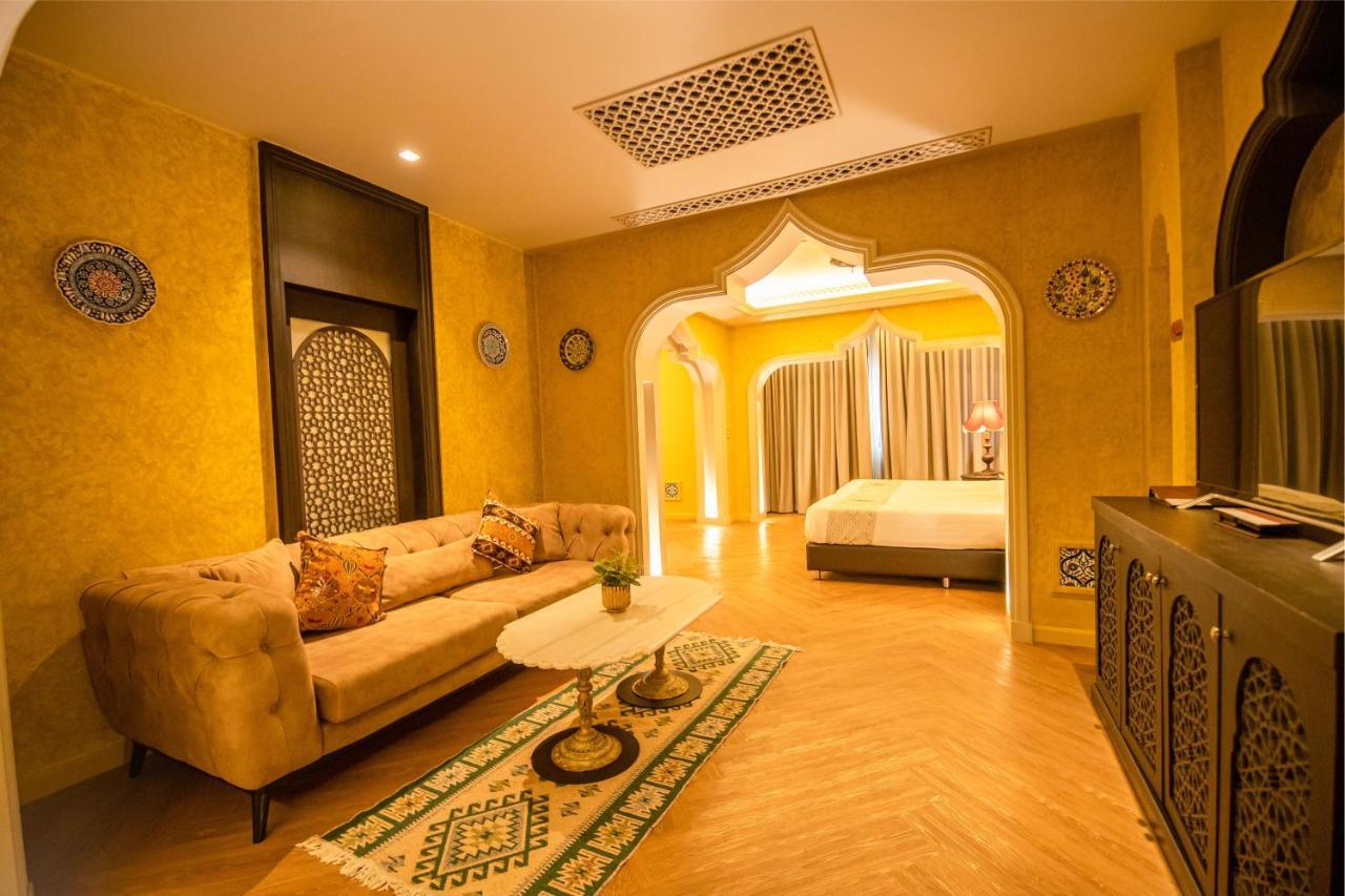 Amman Unique Hotel Udon Thani Ngoại thất bức ảnh